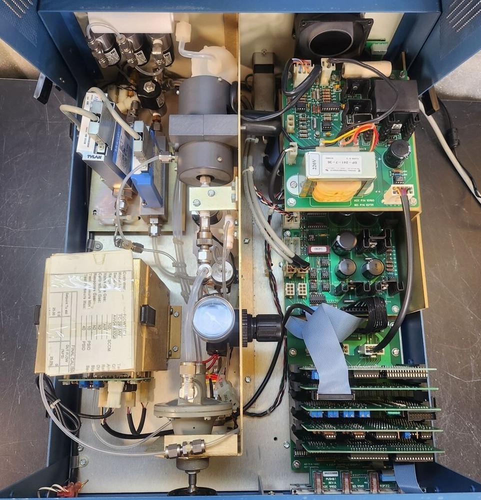 Thermo 146C Dynamic Gas Calibrator