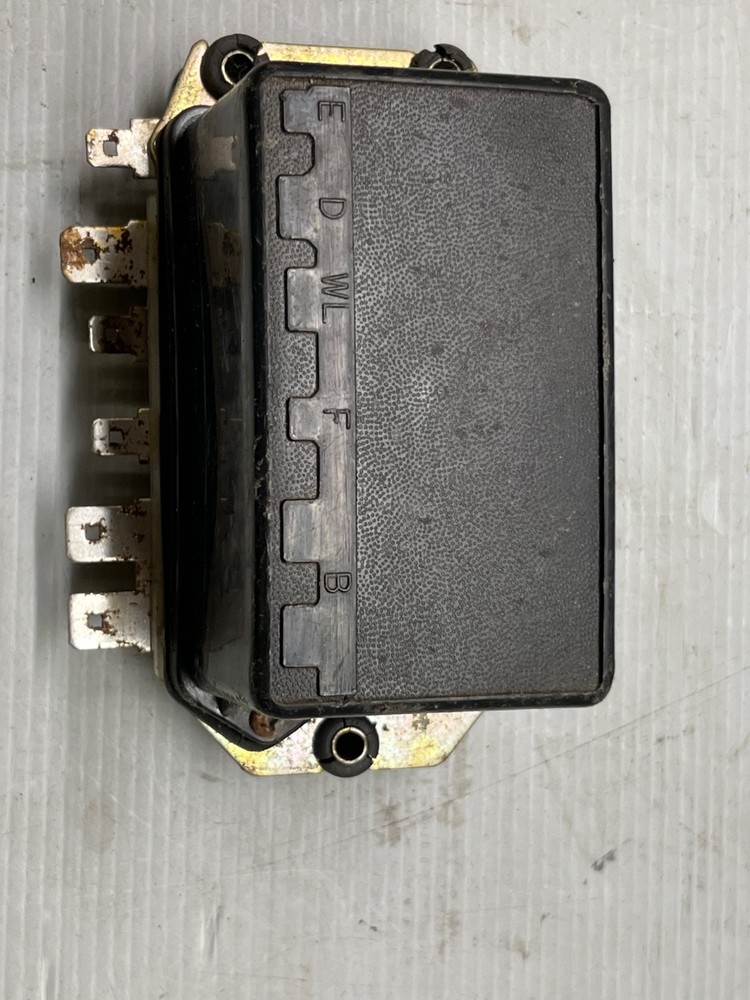 CLASIC VOLTAGE REGULATOR BOX