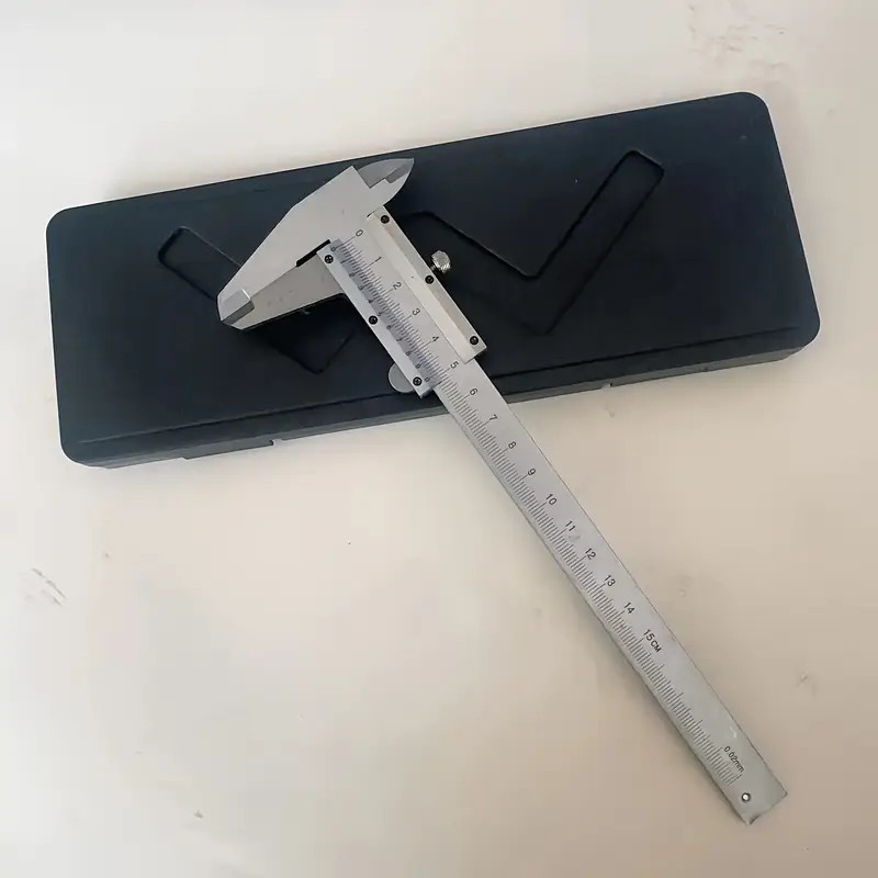 Mechanical Analog Vernier Caliper 6” Dual Scale , New with Case