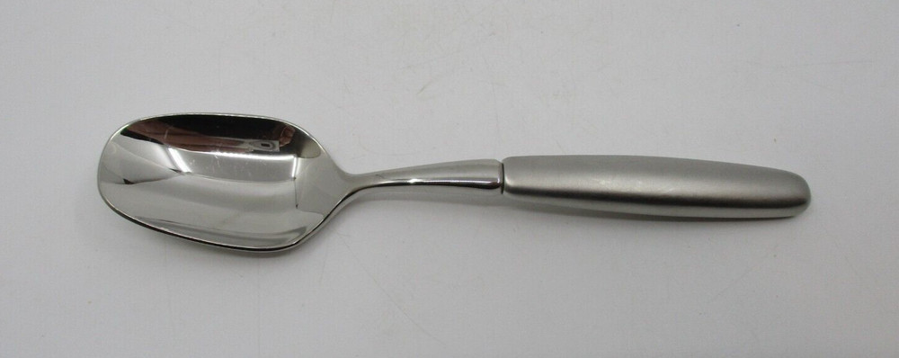ONEIDA STAINLESS VOLTA TEASPOON - 6 1/2" - 02L