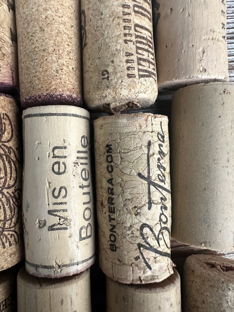 50 Wine Corks Used
