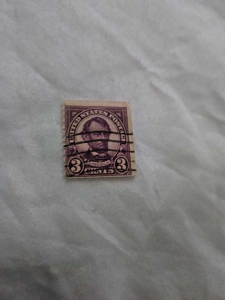 1923 Abraham Lincoln 3 Cent  Violet - US Postage Stamp - Used