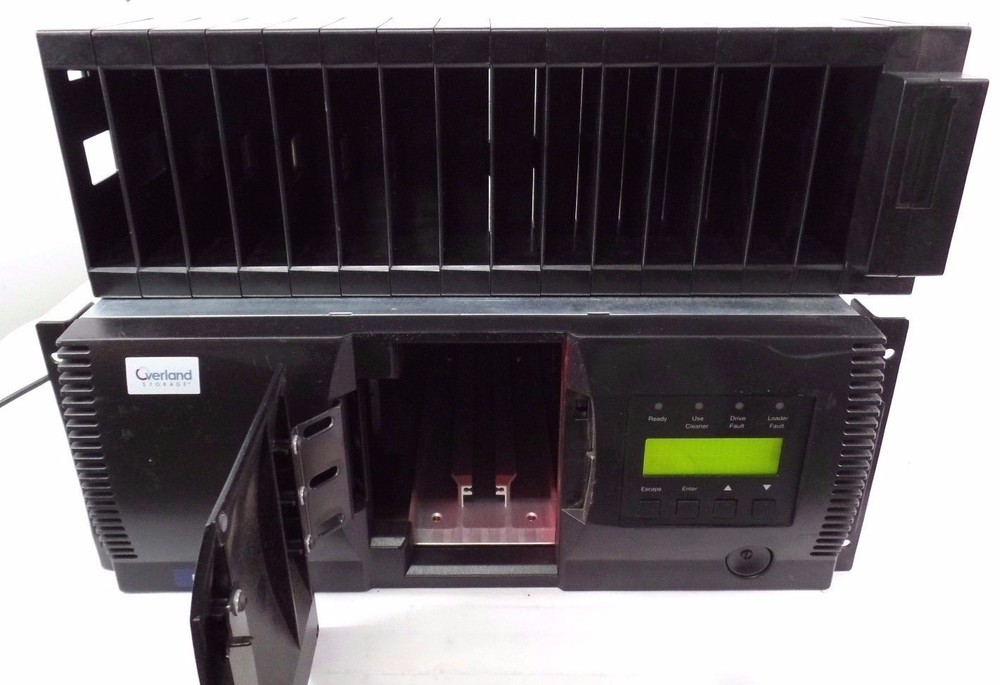 Overland Storage HPLTO3-LXML3117RB PowerLoader Tape Library