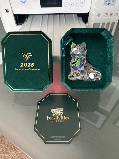 Fancy Feast 2025 Feastivities Holiday Ornament