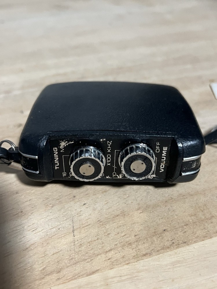 Vintage Emperor Radio. As Is.