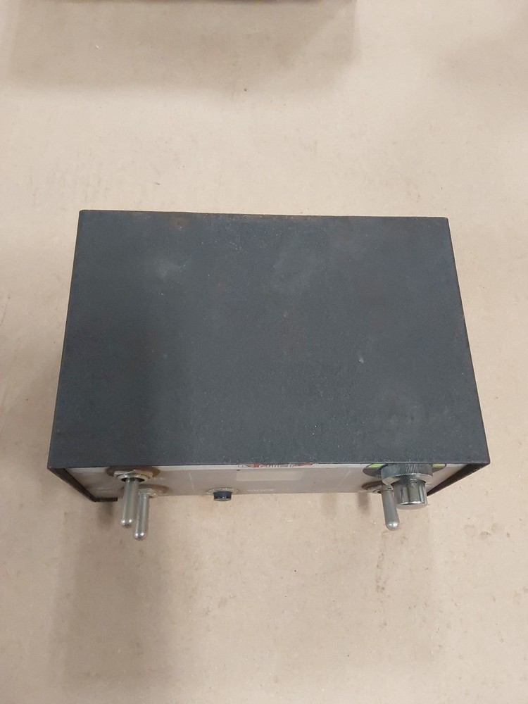 Henderson Mfg. Co. #77302C, Premium Control Console