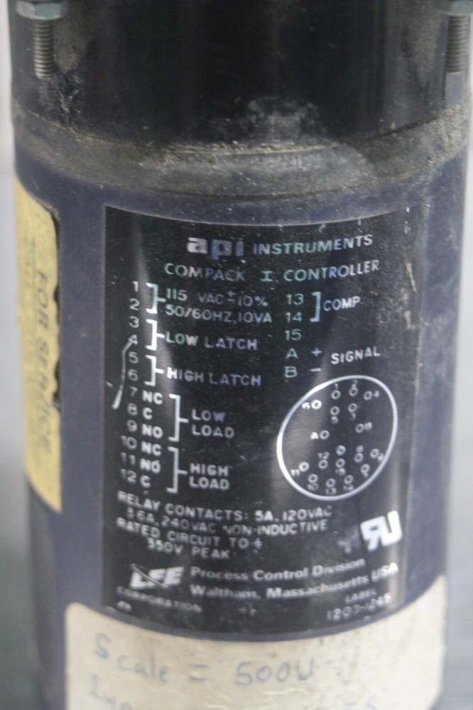 API Instruments 0/500 AC Voltmeter 1200-1245