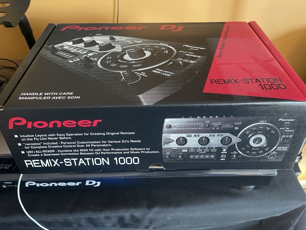 Pioneer RMX-1000 Remix Station DJ Effects Processor Black