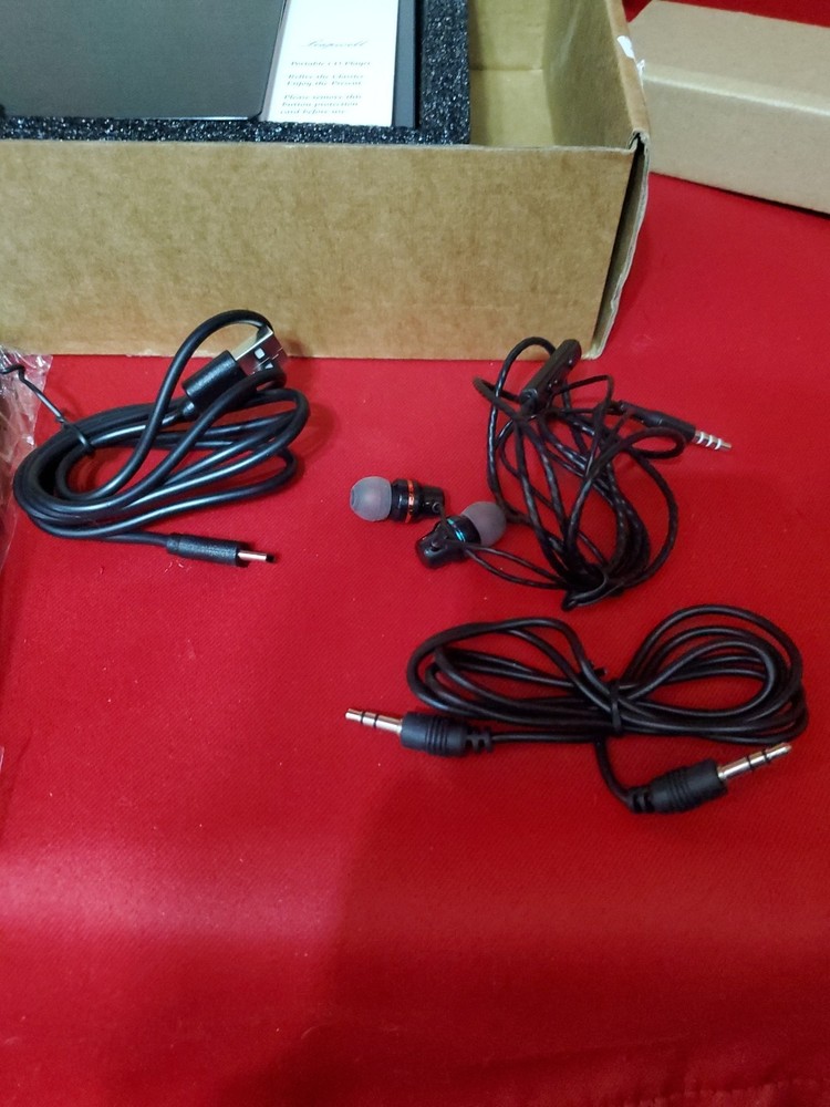 Leapwell Classic Portable CD Player L-CD201