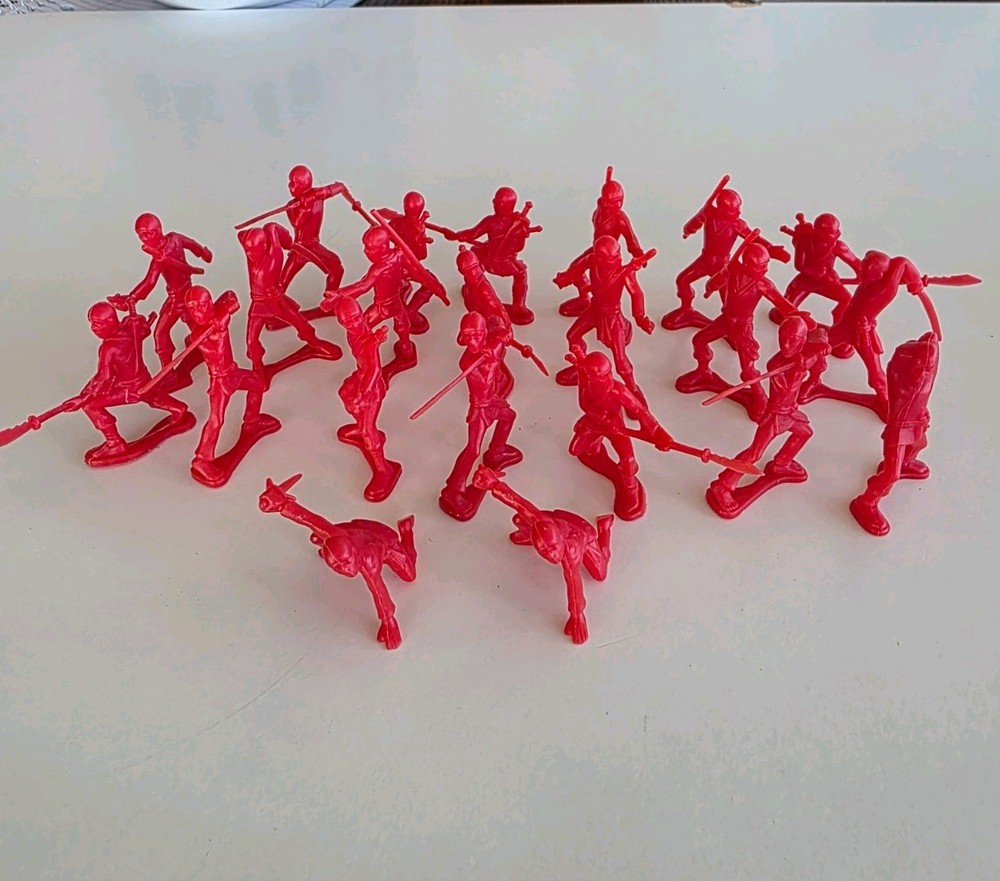 Vintage Red Plastic Ninjas 21 pcs