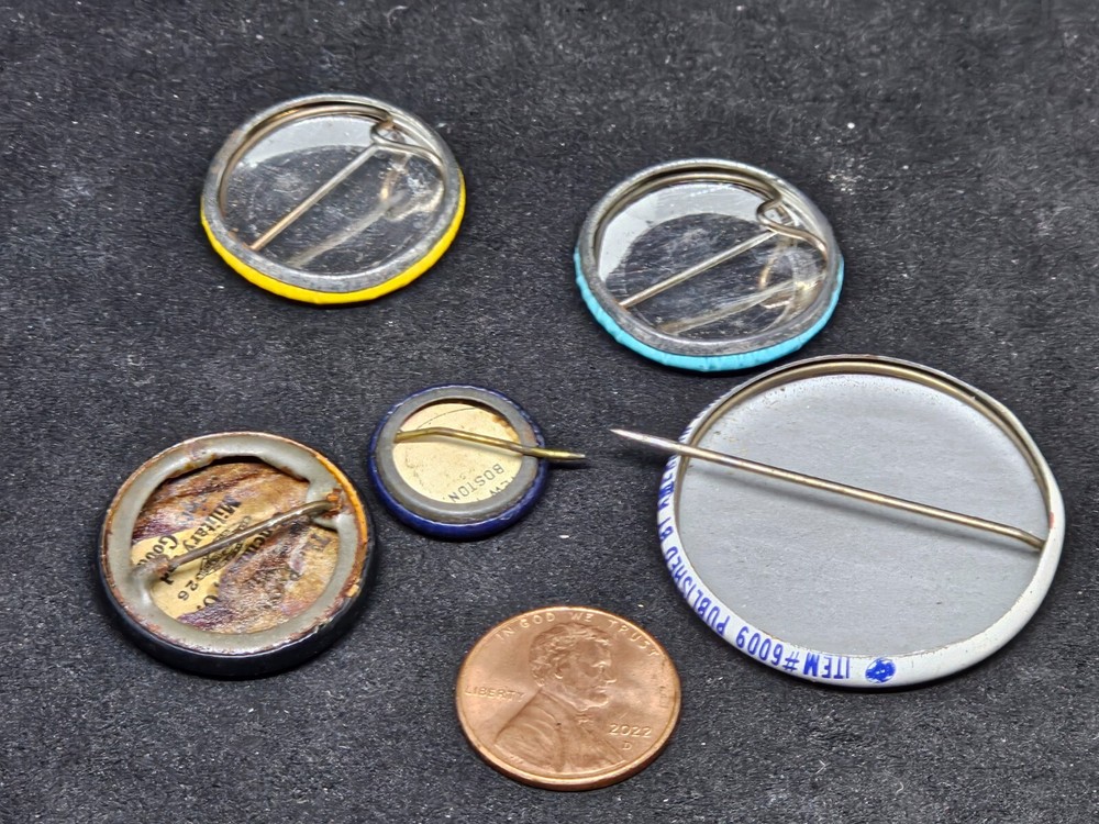 5 ~ Anti Smoking Cancer Pin backs
