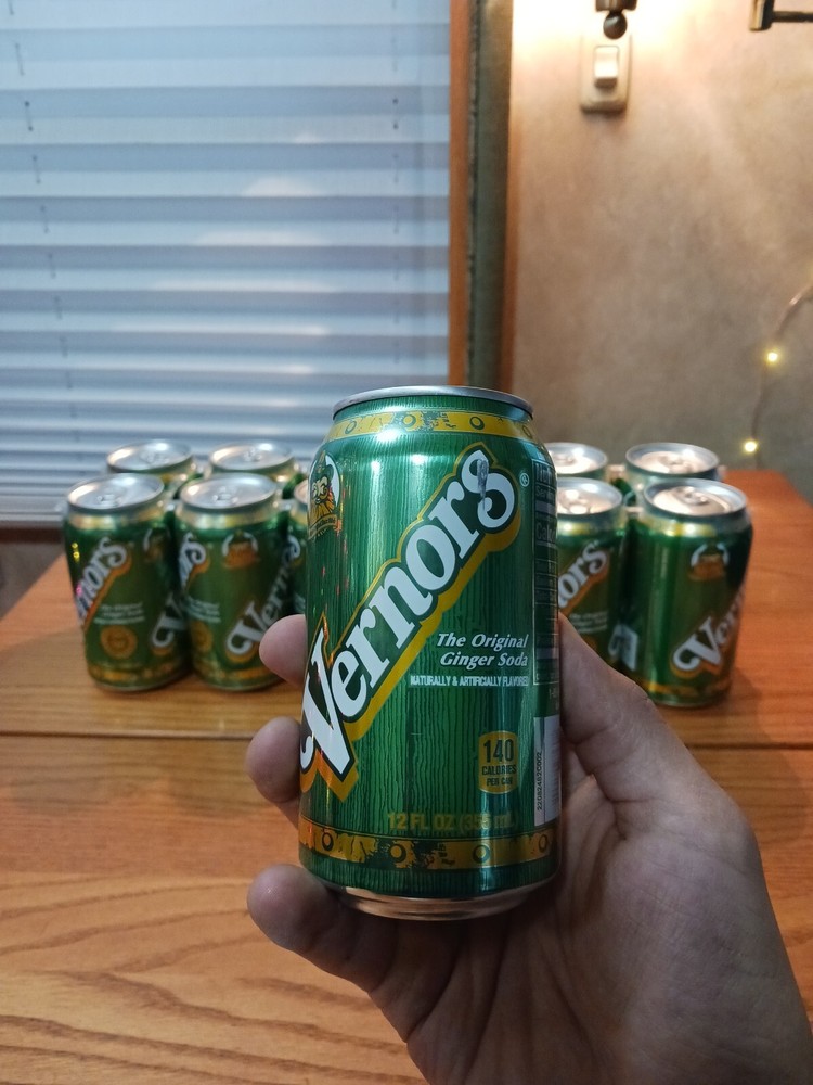 Vernors Original Ginger Soda 13 pack 12 ounce cans
