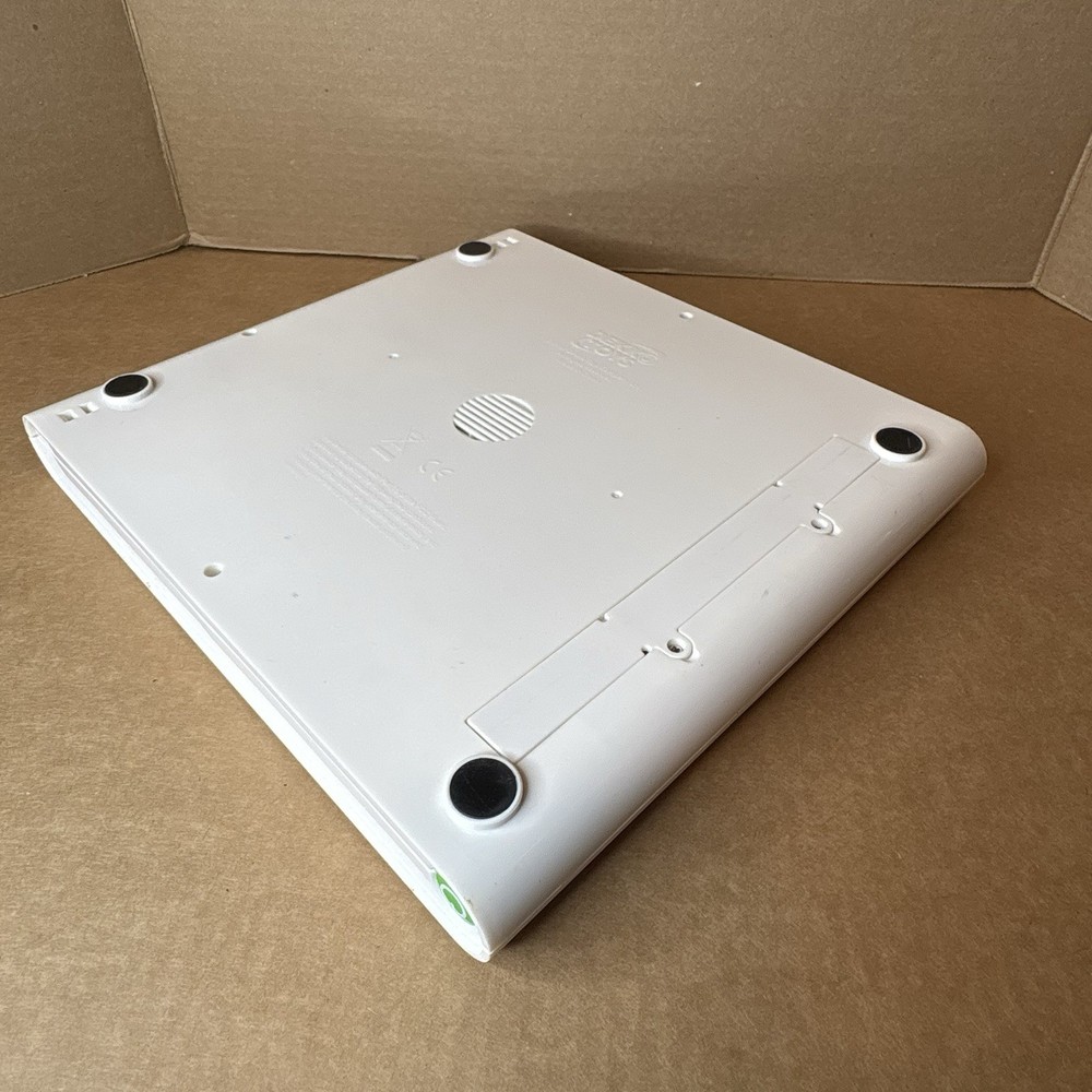 FlashPad Electronic Light & Touch Games Toy Element White Pre-owned Memory Game