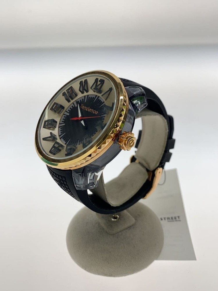 Tendence Quartz Wristwatch / Analog / Rubber / Black / TY532002