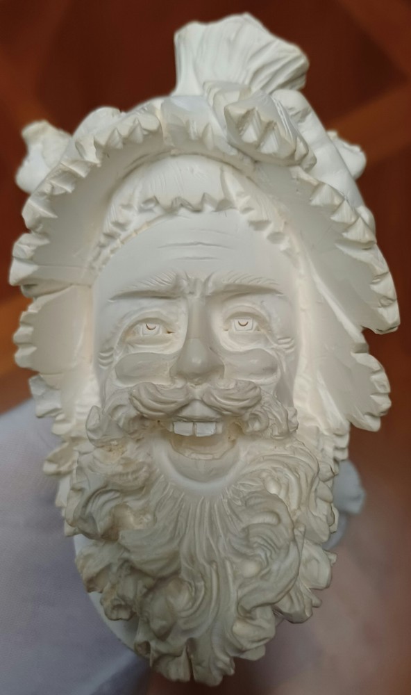 MEERSCHAUM PIPE, MAN WITH ANGELS