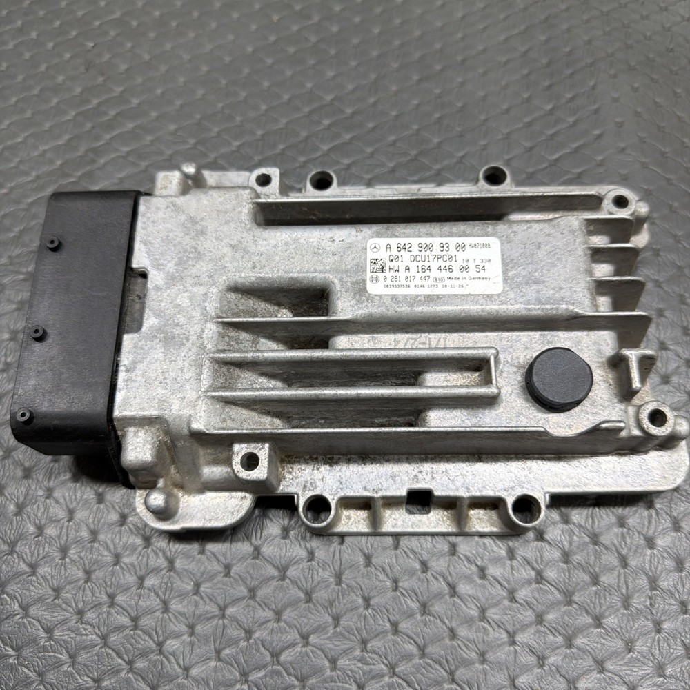 2010-2013 MERCEDES FREIGHTLINER SPRINTER EMISSION CONTROL MODULE A6429009300 Oem