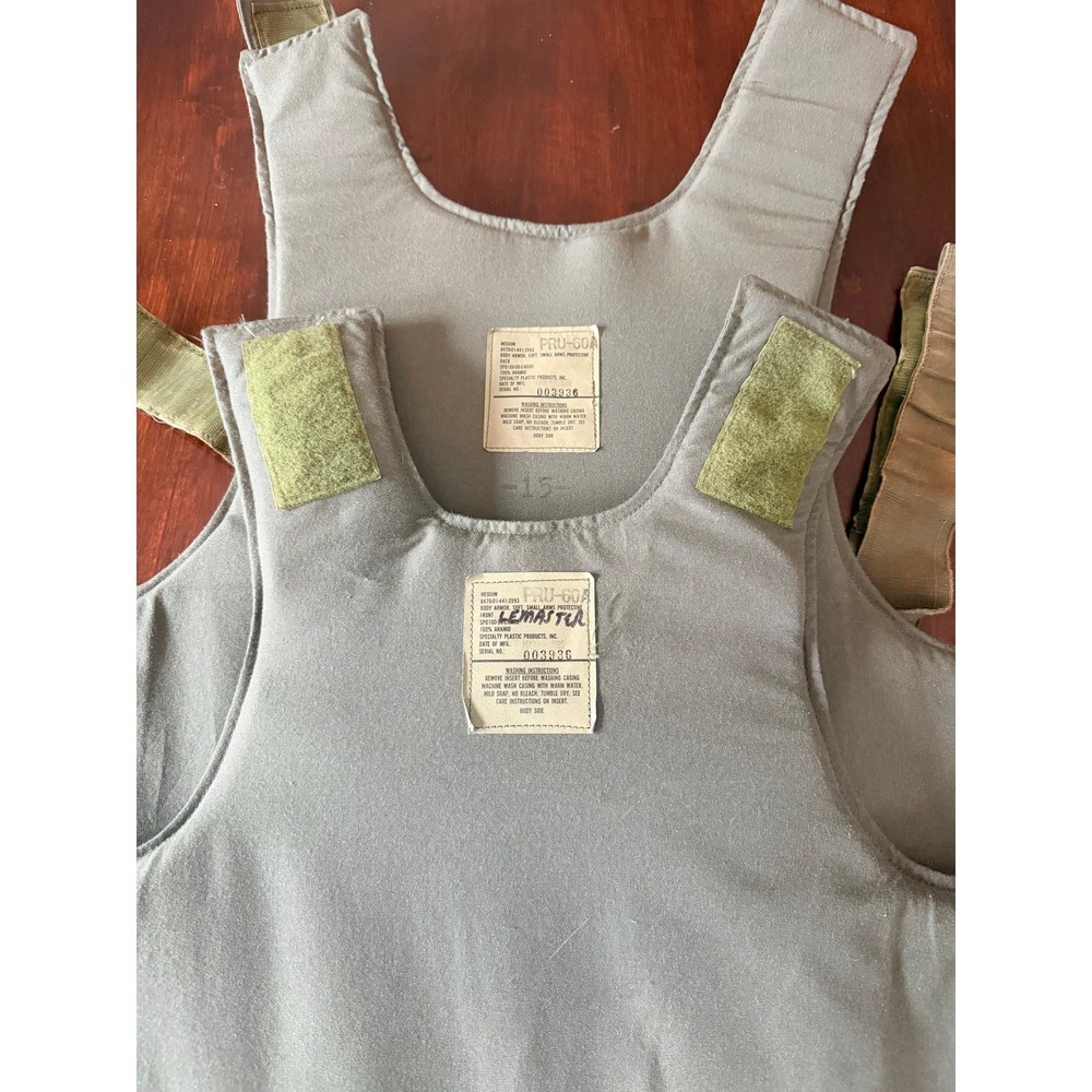 Rare US Army Crew Pilot PRU-60A Small Arms Protective Vest - Medium