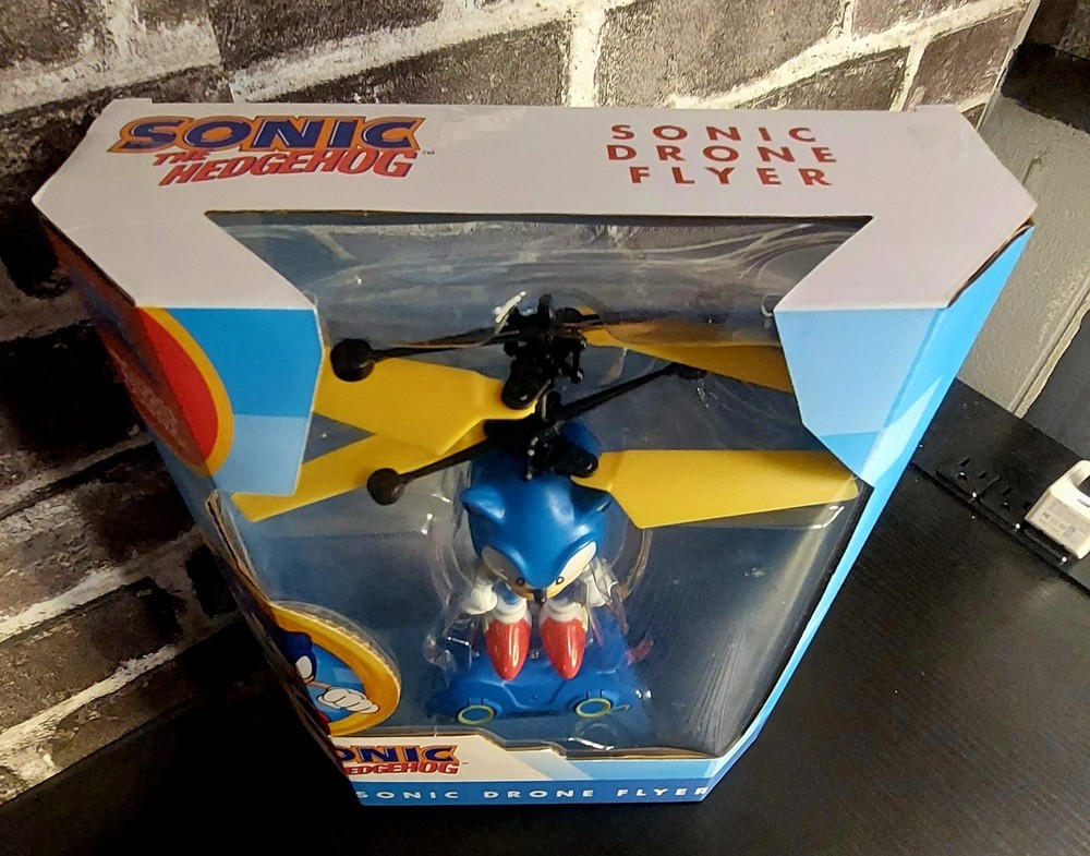 "NEW" Sonic The Hedgehog Sonic Drone Flyer, Remote Controlled, Hand Sensor