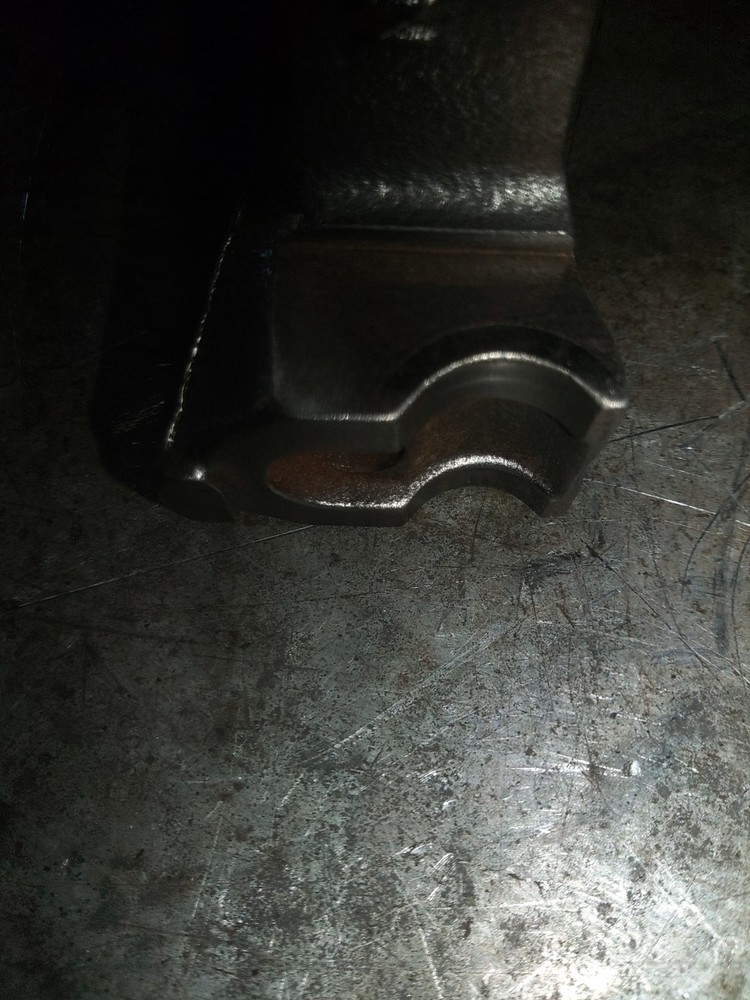CLAMP ROCKER ARM (R65553)