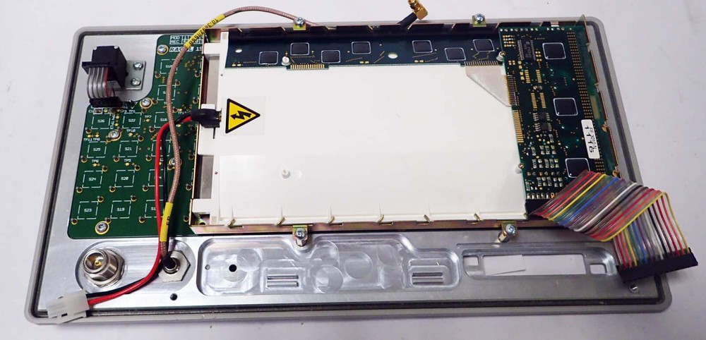 RACAL INSTRUMENTS 6103E FRONT PANEL 19-3211 WITH KEYBOARD AND DISPLAY MODULE