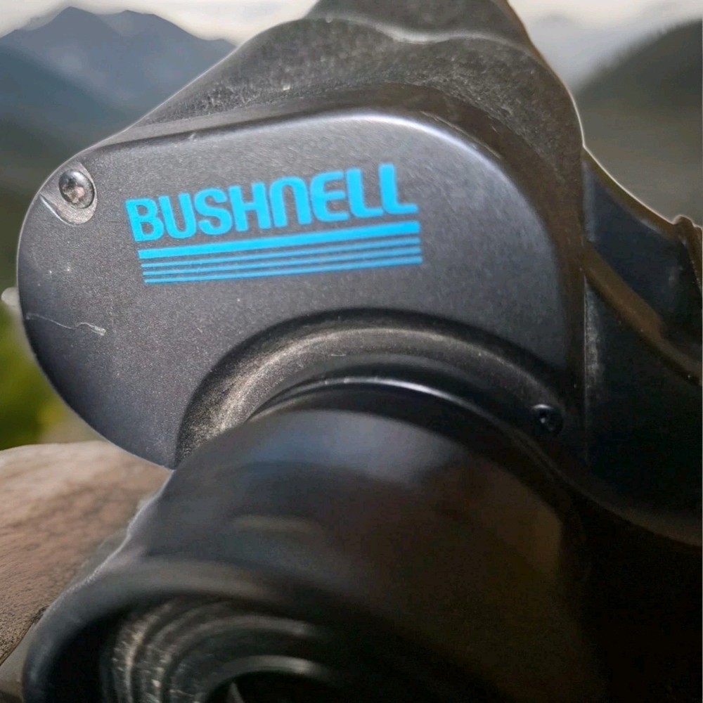 BUSHNELL BINOCULARS 10x50