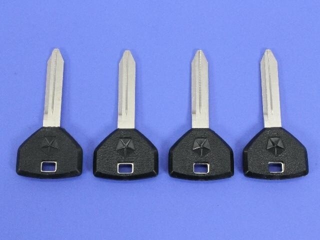 Vehicle Key Mopar 04746316
