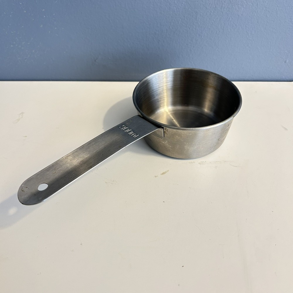 Stainless Steel Measuring Cup 300ml with handle