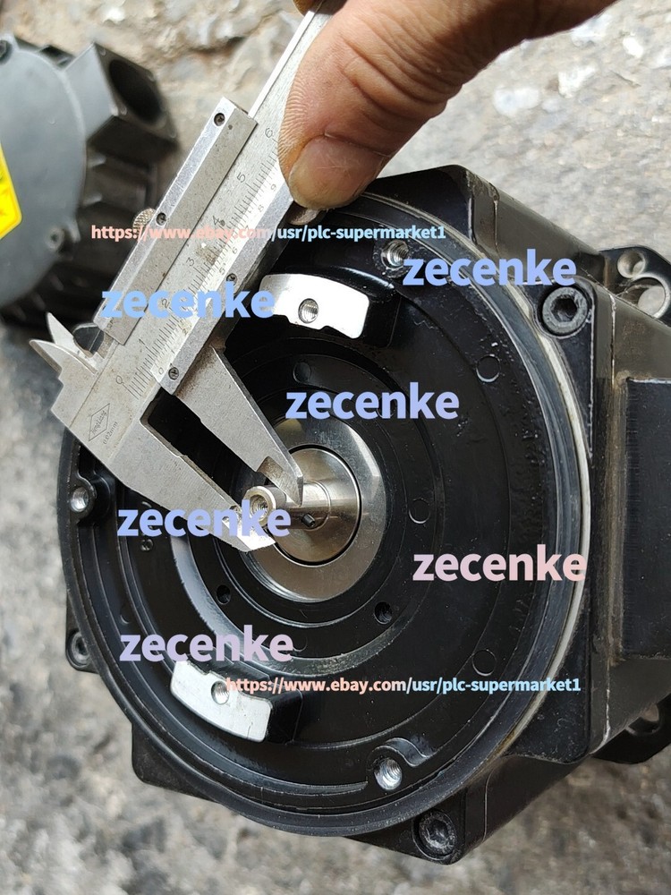 1PC Used SANYO DENKI F682000DKA Servo Motor Encoder