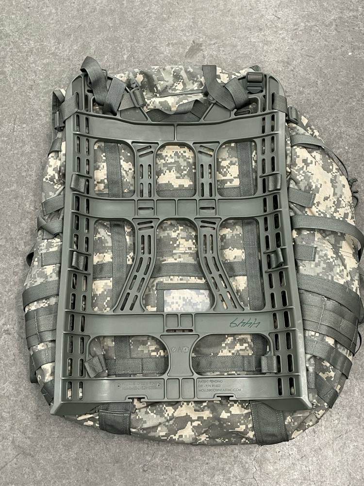 US Army MOLLE II Large Rucksack Military Backpack frame