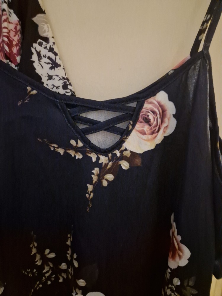 Bundle 2 Tops floral blouses size 12