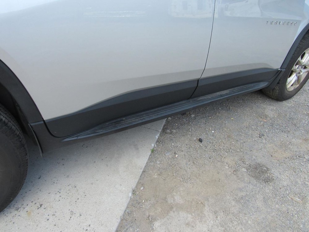TRAVERSE 2020 Glove Box 1062584