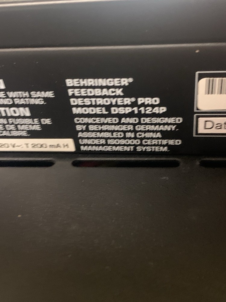 Behringer Feedback Destroyer Pro Model DSP 1124P 24-Bit Dual Engine Parametric