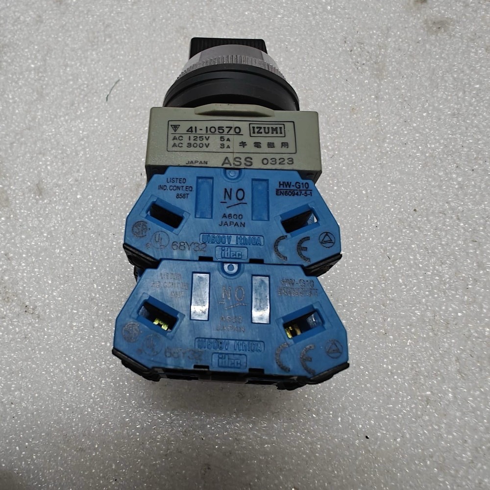 IDEC IZUMI SWITCH SELECTOR ASS0323
