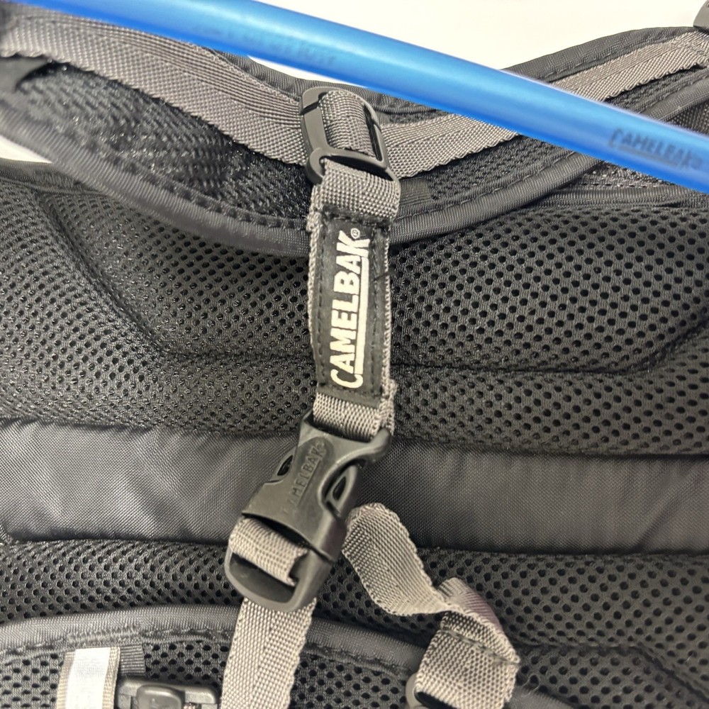 Camelbak Hydration Black Backpack/Blue Hydration Pack Great Condition