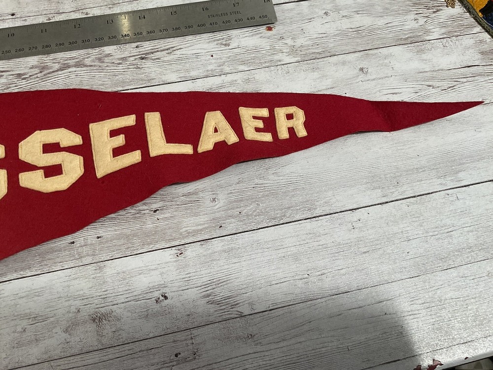 ORIGINAL EARLY RENSSELAER POLYTECHNIC UNIVERSITY WOOL PENNANT WITH LABEL