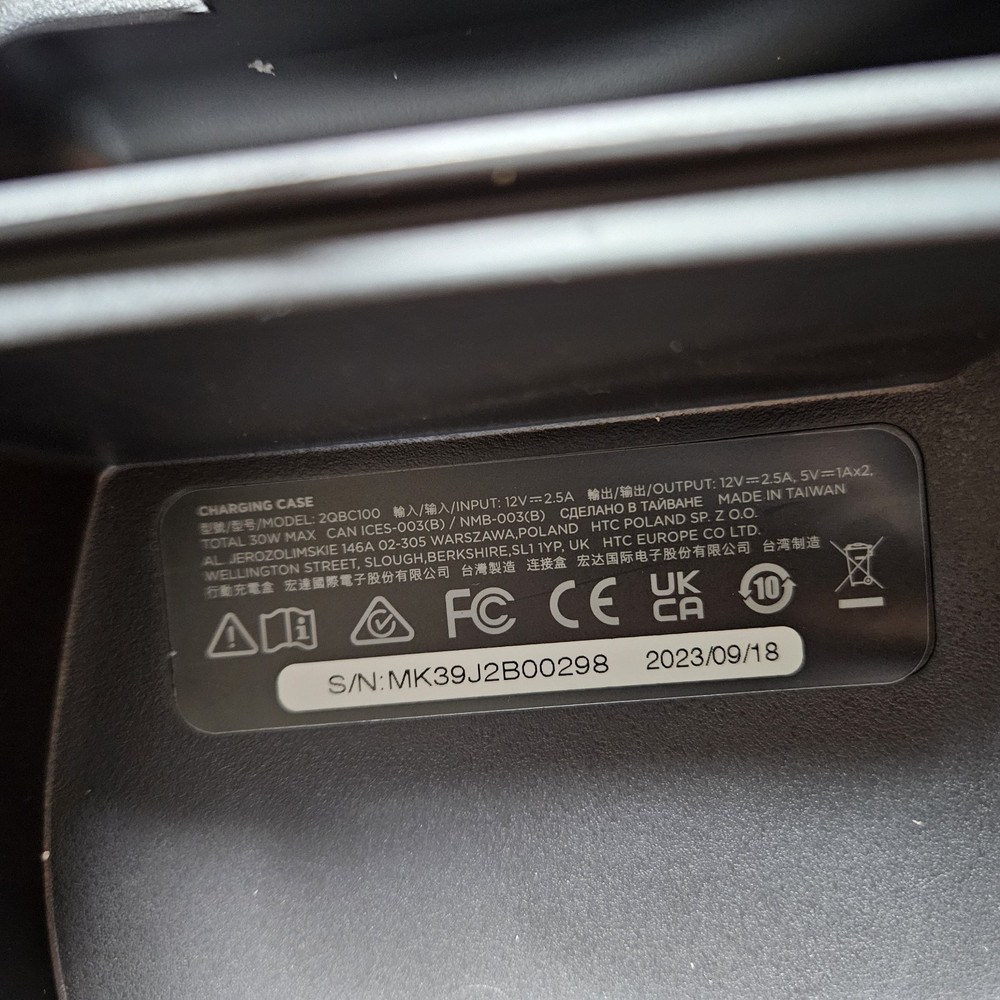 Charging Case for HTC VIVE Focus Series Model 2QBC100