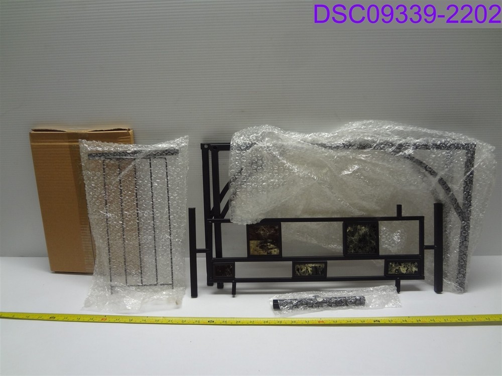 Black Side Table P/N G666 G13001854