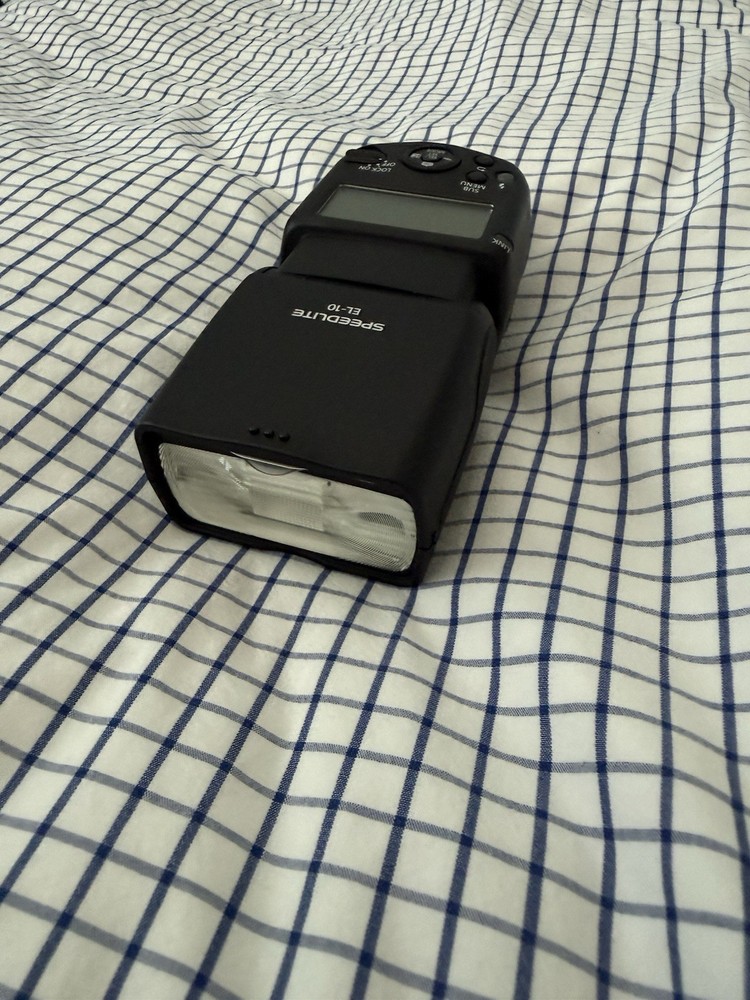 Canon Speedlite El-10 - Pristine Condition