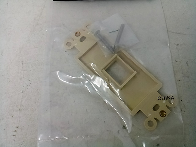 Morris Products 88102 Decorator Wallplate for Keystone Jacks and Modular Inserts