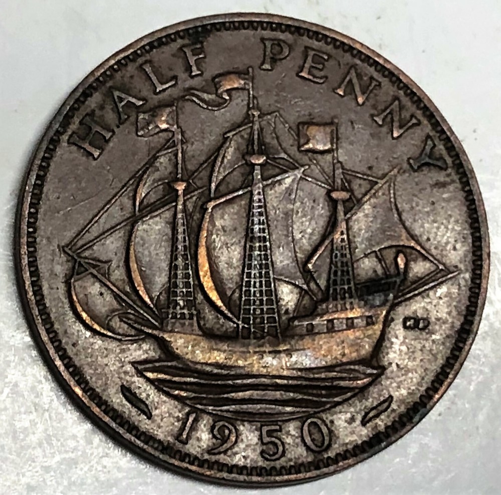 # C9200    GREAT BRITAIN     COIN,     HALF  PENNY    1947