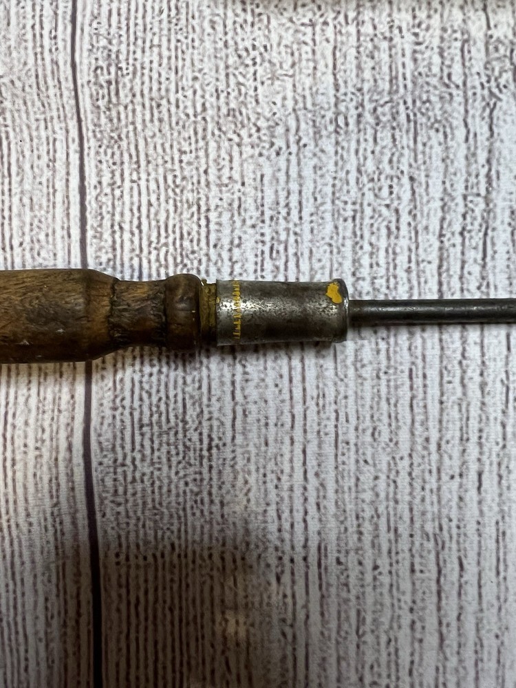Vintage Wood Handle Screwdrivers Flat Head And Phillips