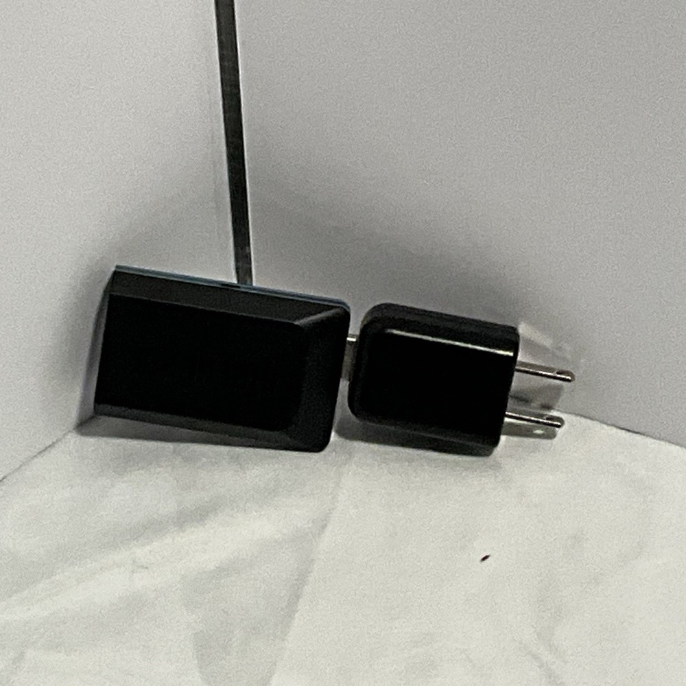Magic-Jack Go K1103 - Black - Unit And Outlet Plug
