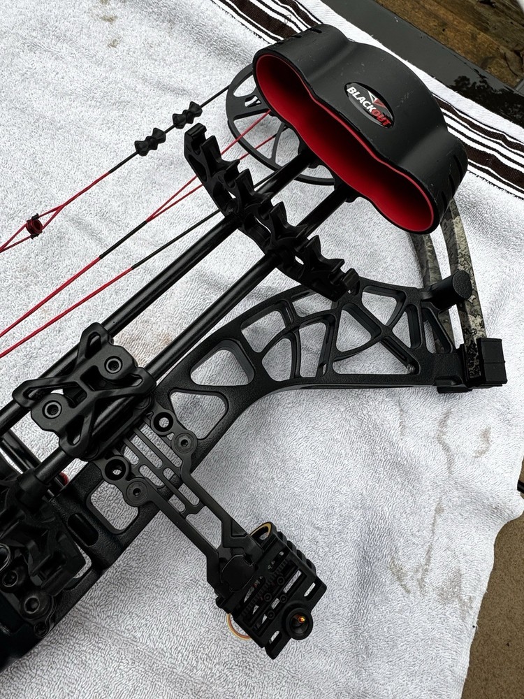 Blackout Distinct Crossbow