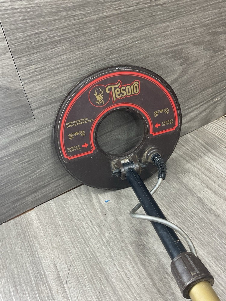 Tesoro Silver U Max Metal Detector Micro Processor 8" Coil Adjustable Height