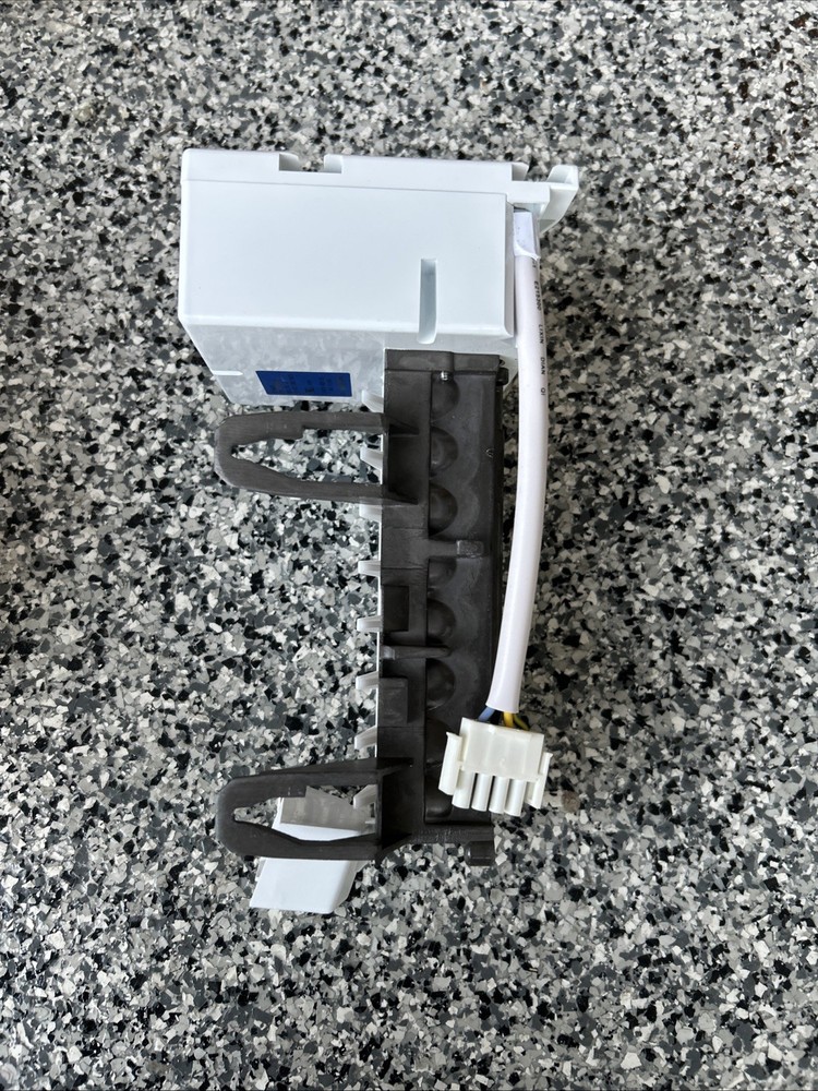 WR30X30719 GE Refrigerator Ice Maker Assembly