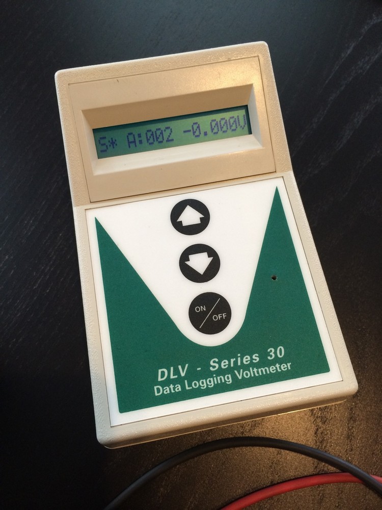 Data Logging Voltmeter Voltlogger With Case DLV-30 Battery Voltage Used