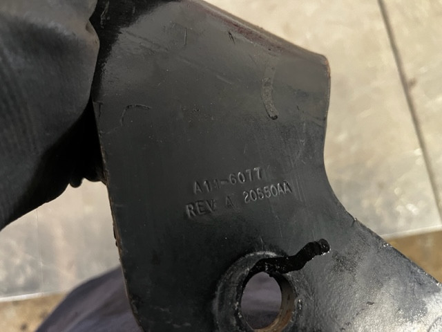 KENWORTH BRACKET-ENGINE SPRT FRONT STL LH A11-6077