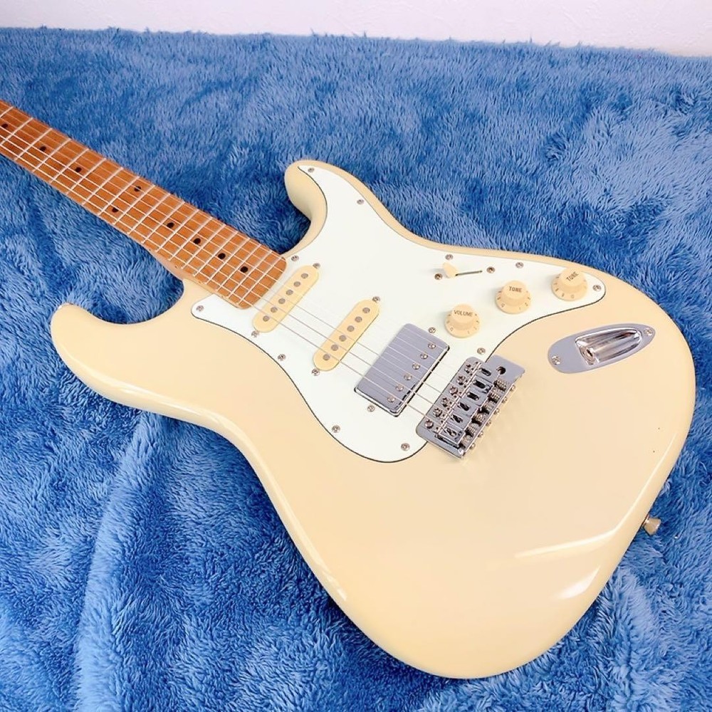 Bacchus Stratocaster Cream White Safe Packing!