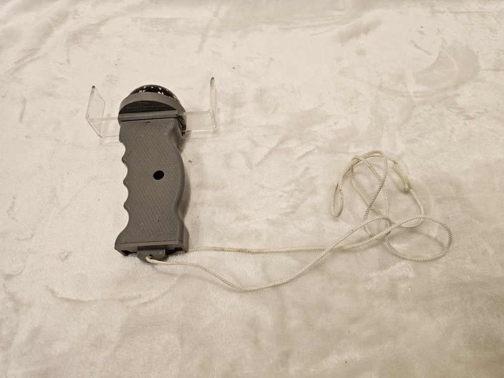 Davis Instruments Hand Bearing Compass With String On The End Illuminated