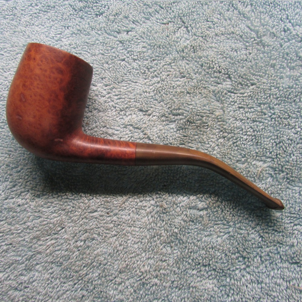 Smoking Pipe:  Churchills  Matt Grain